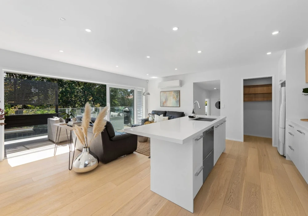 29A Premier Ave   004