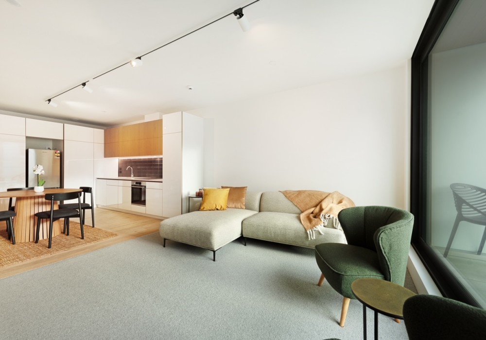 705 161 Victoria St 011