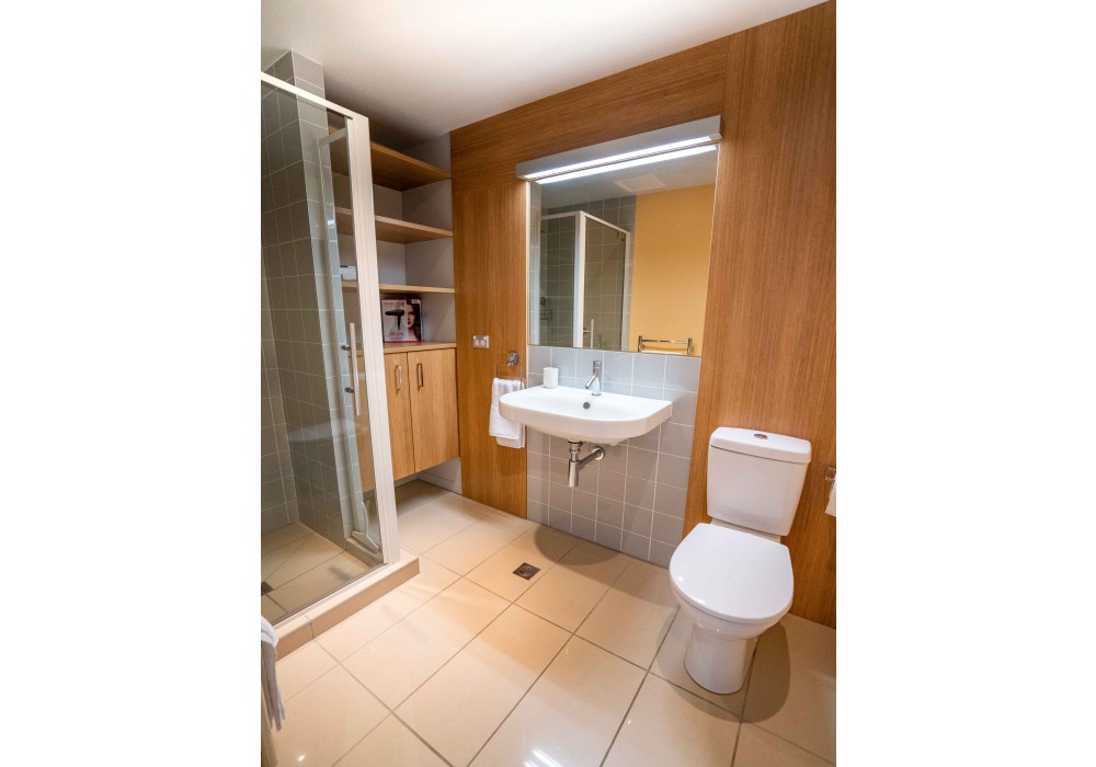 7i 245 Wakefield Street 9