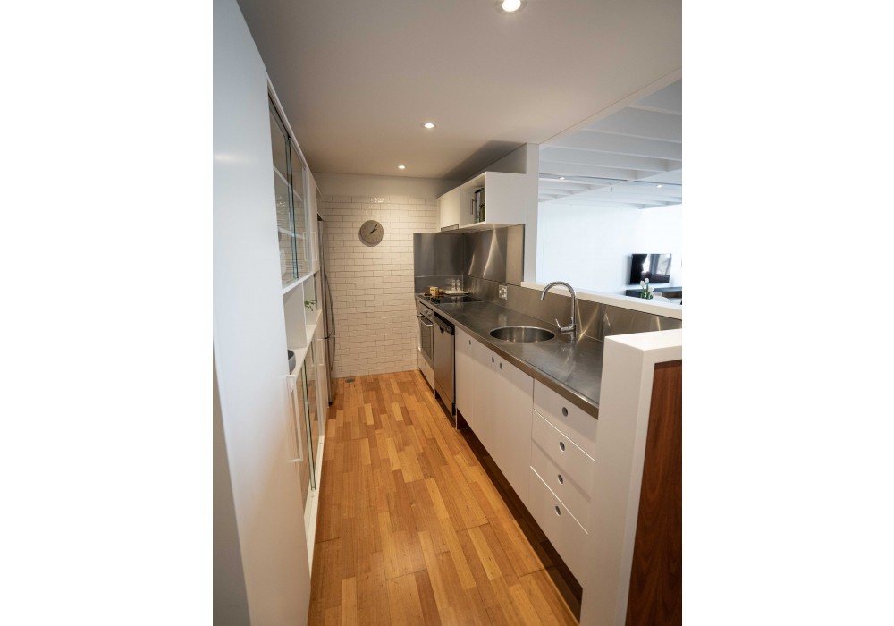 305 28 Waterloo Quay 7