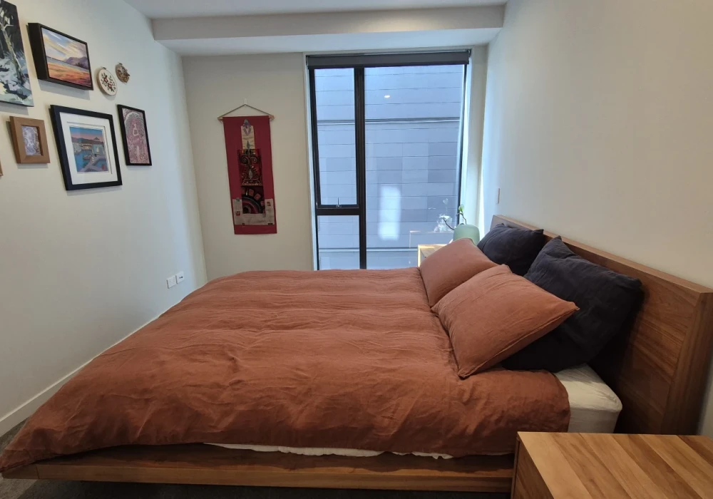 bedroom 01